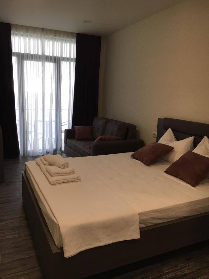 Hotel Scala Sjekhvetili Eksteriør bilde